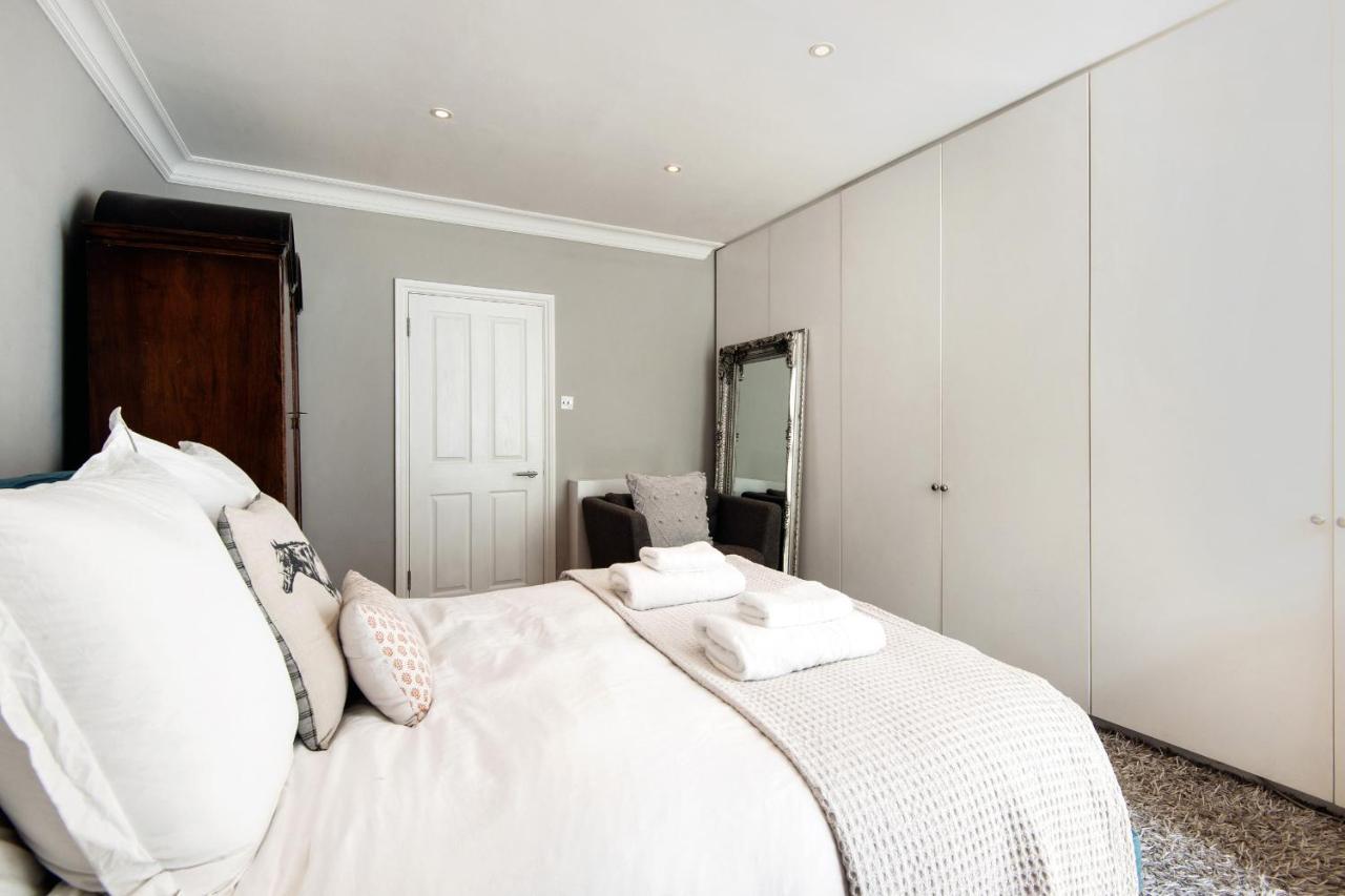 Modern Kensington Home Near Kensington Palace 伦敦 外观 照片
